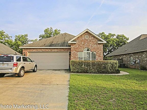2nd image of 129 Parkview Grv