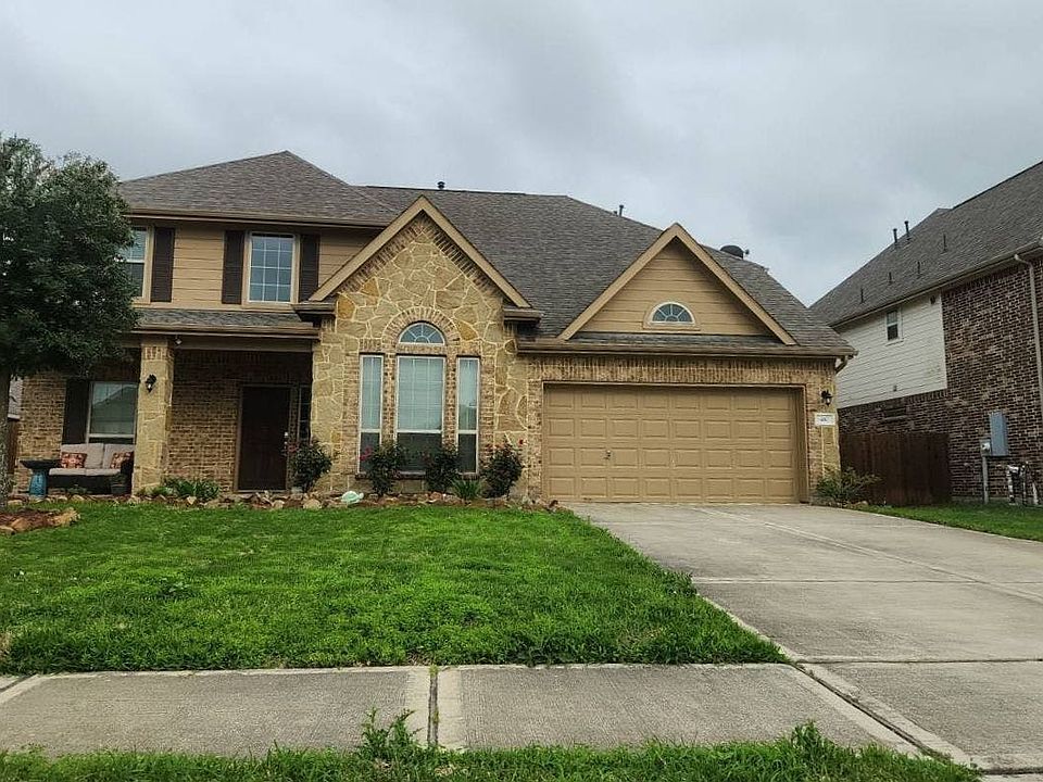 1st image of 410 Westwood Dr