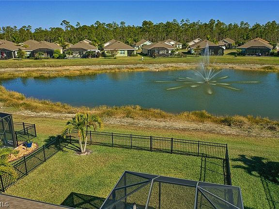 3rd image of 20056 Sweetbay Dr