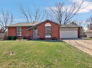8923 W 17th St N, Wichita, KS 67212