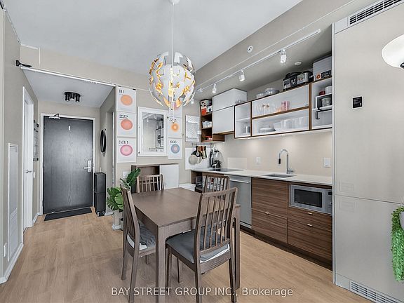 3rd image of 125 Peter St #1803