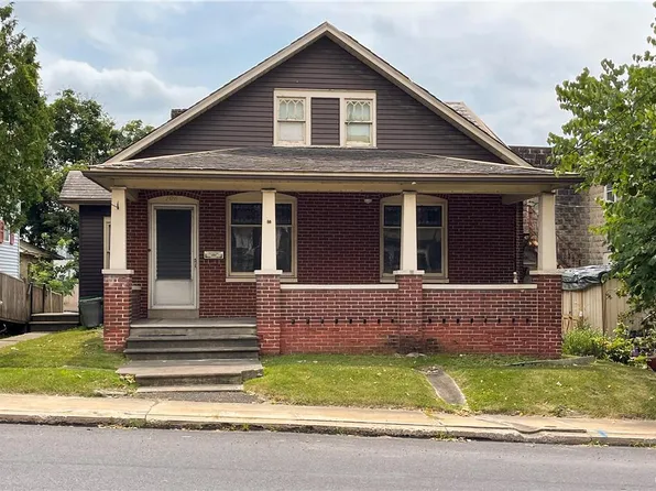 106 E Northampton St, Bath, PA 18014