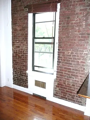 Rented by Sheila M Apfel, LREB | media 25