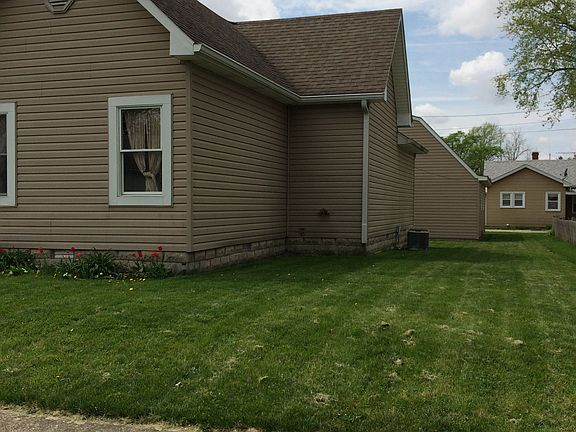2nd image of 818 N Jameson St