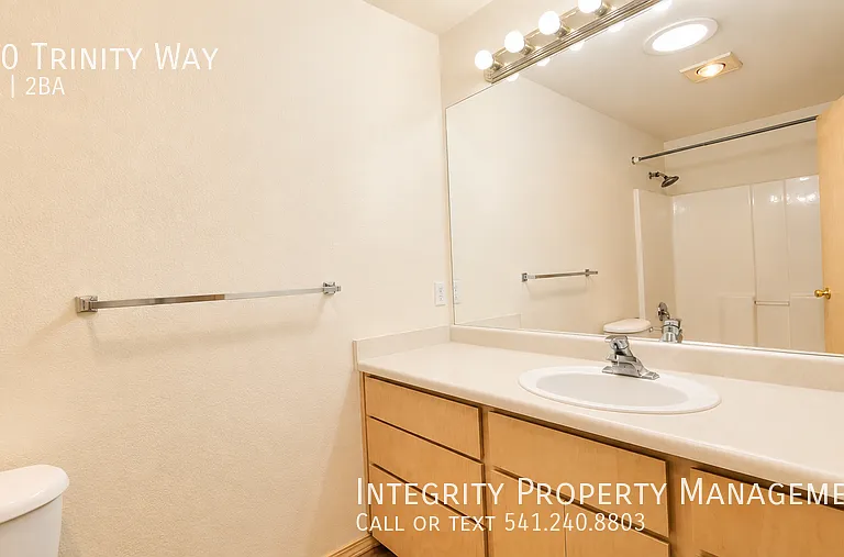 730 Trinity Way — Photo 15