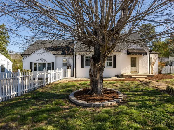 103 Forsythe St #B, Chattanooga, TN 37415