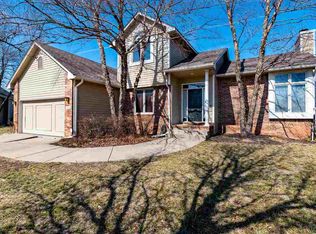 1412 Clubhouse Ct, Andover, KS 67002