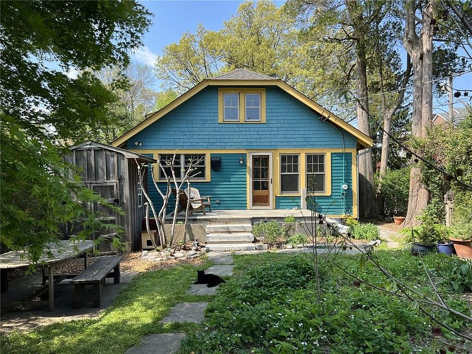 1st image of 18 Glenlawn Avenue