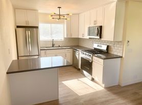 3029 Juniper St, San Diego, CA