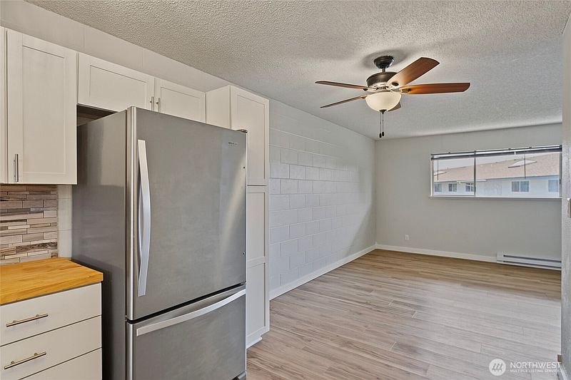 5th image of 107 Schafer St #9B