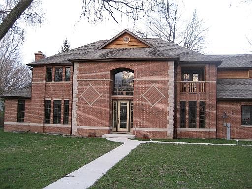 1st image of 213 N Dalewood Ave