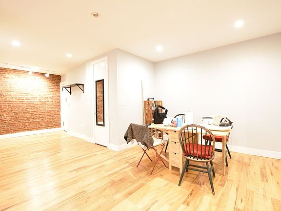3rd image of 830 W 177th St APT 3B