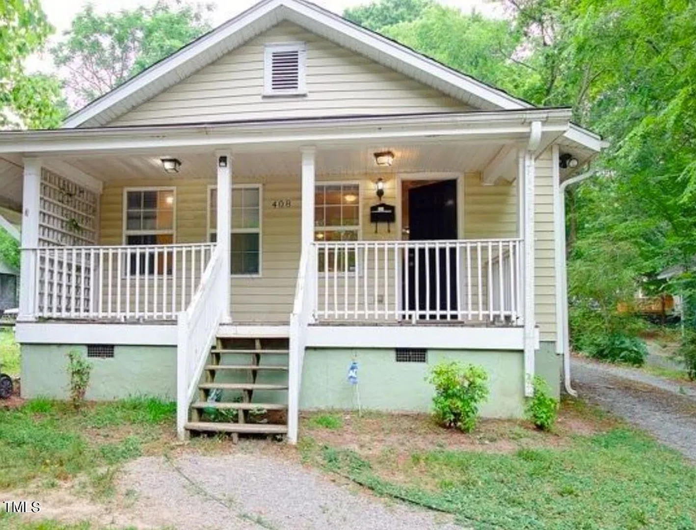 Huge home near in Chapel Hill! — Photo 1