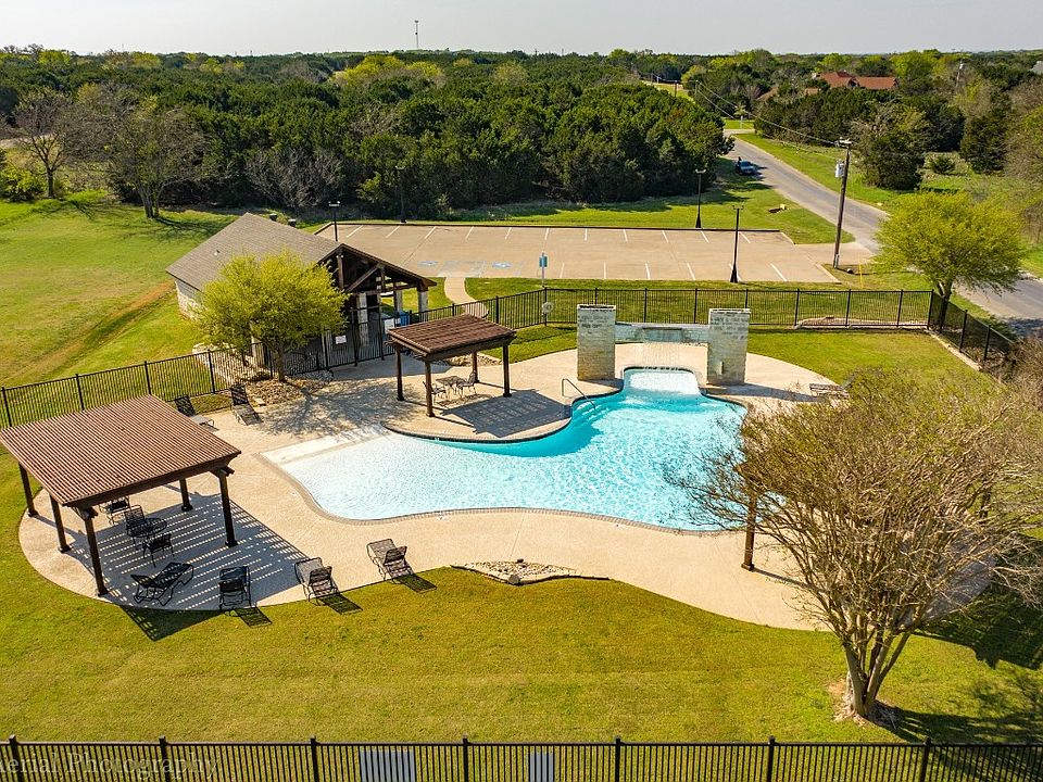1st image of 5053 Horseshoe Dr