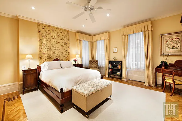 Sold by Halstead Real Estate | media 22