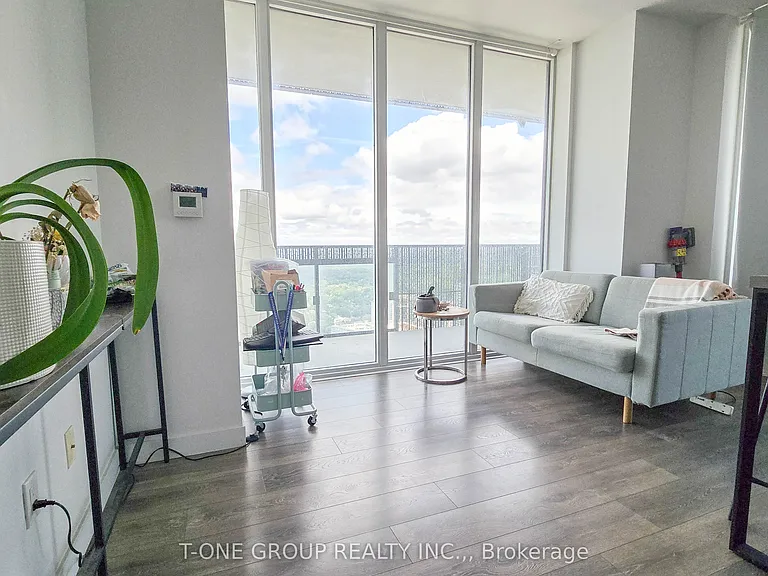 8 Eglinton Ave E #4208 — Photo 2
