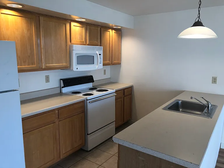 3303 Woolen Way #3303 — Photo 4