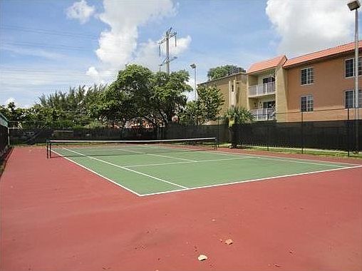 2nd image of 5241 Geneva Way APT 107