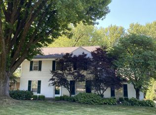 54 Loren Woods, Saint Louis, MO 63124