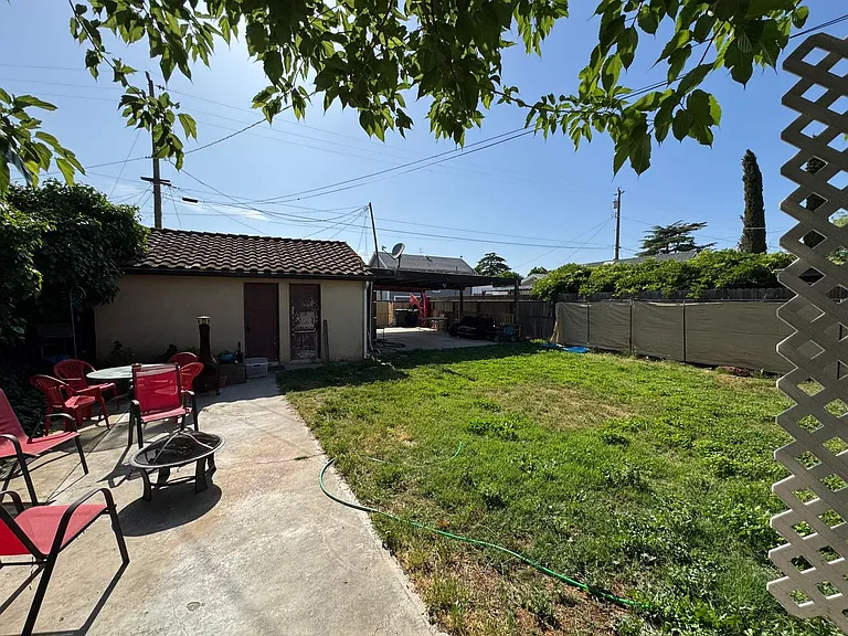 1247 Q St — Photo 7
