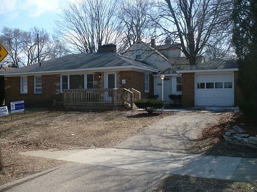 Exterior of 1530 Griggs, Grand Rapids