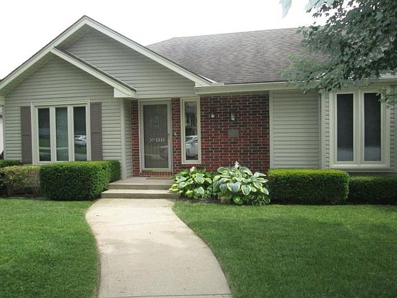 2nd image of 1112 SW Richwood Dr