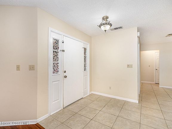 2nd image of 3137 Village Park Dr