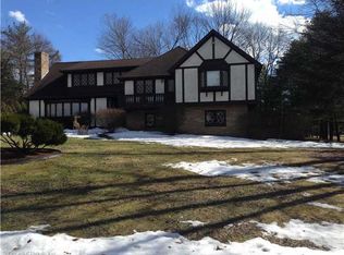 143 Kennedy Dr, Orange, CT