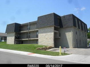 1347 SW Woodhull St #36, Topeka, KS 66604