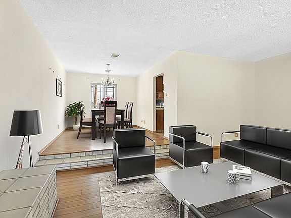 5th image of 1305 Eaton Dr