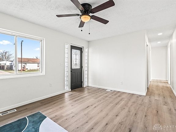 5th image of 176 Pat Ln