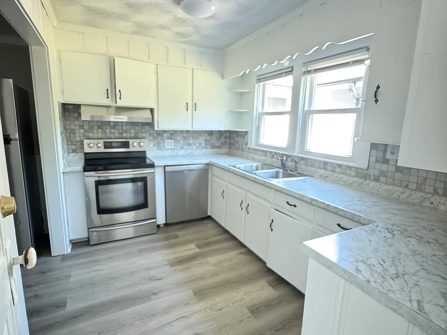 2 bed, 1200 sqft, $1,350 — Photo 4