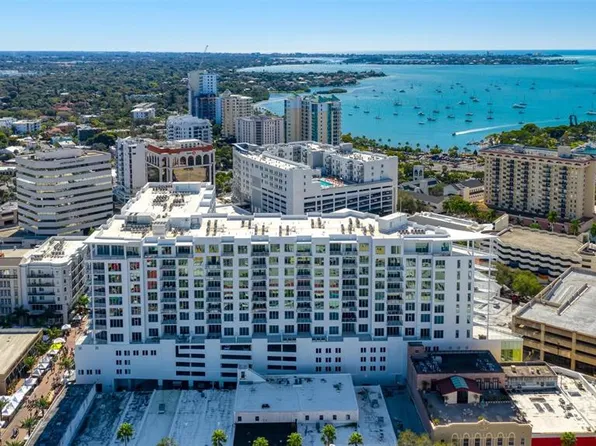 111 S Pineapple Ave #719, Sarasota, FL 34236