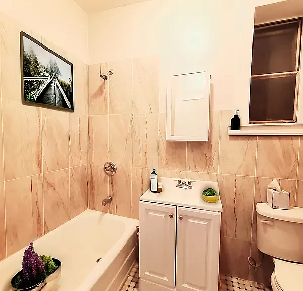 183 S 8th St #2 — Photo 8
