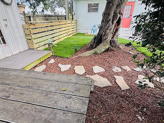 4th image of 1607 Bonito Ln