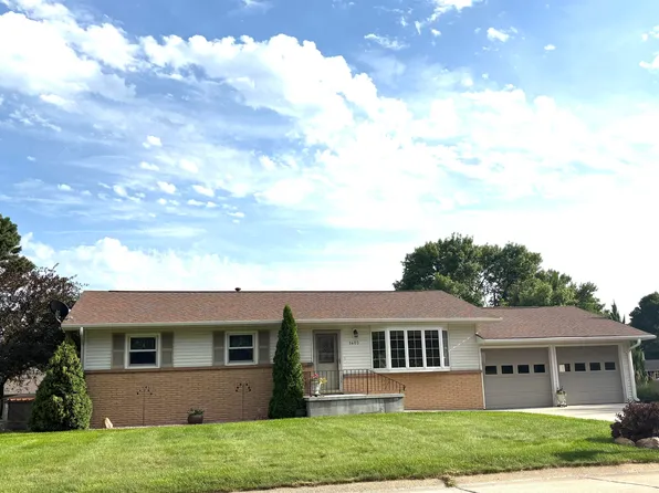 1403 Bel Air Rd, Norfolk, NE 68701