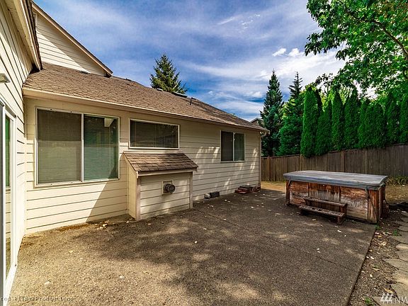 4th image of 5808 65th Ave W