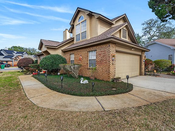 4th image of 1509 Mariah Way W