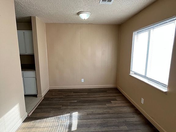 4th image of 1754 N Minneapolis St #302