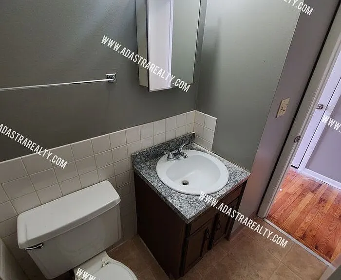 1716 E Cedar St #3 — Photo 6