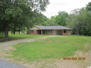 1716 Macon Front Rd, Oak Grove, LA 71263