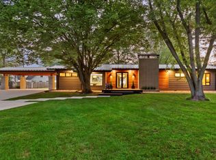 3190 S Lakeshore Dr, Saint Joseph, MI 49085