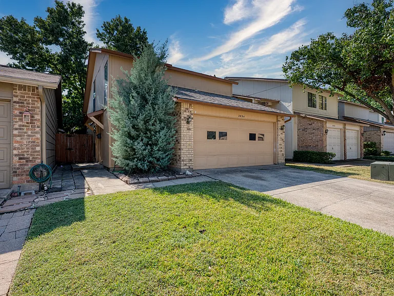 2854 Ursa Cir — Photo 2