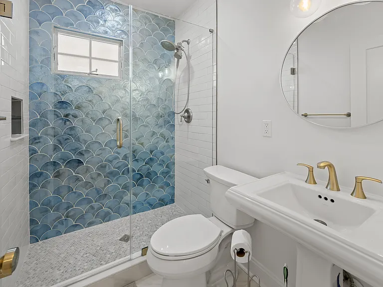 8805 Monmouth Ave — Photo 20