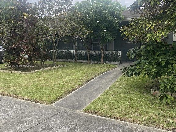 3rd image of 20785 NW Miami Ct