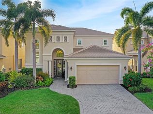 1673 Serrano Cir, Naples, FL 34105