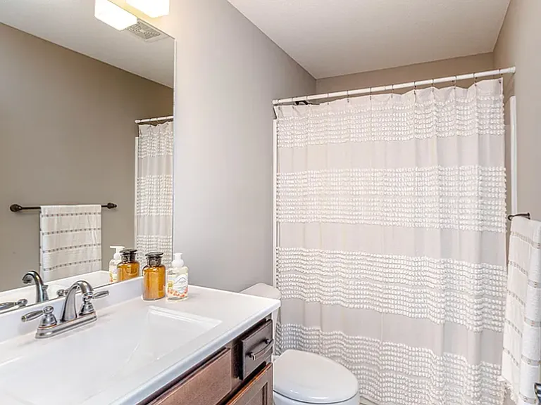 3505 Yellowwood Dr — Photo 10