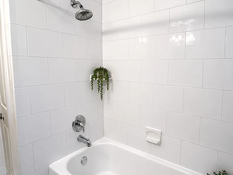 146 Union St — Photo 4