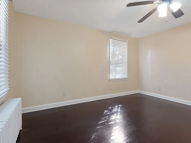 1631 E St SE #1 — Photo 10