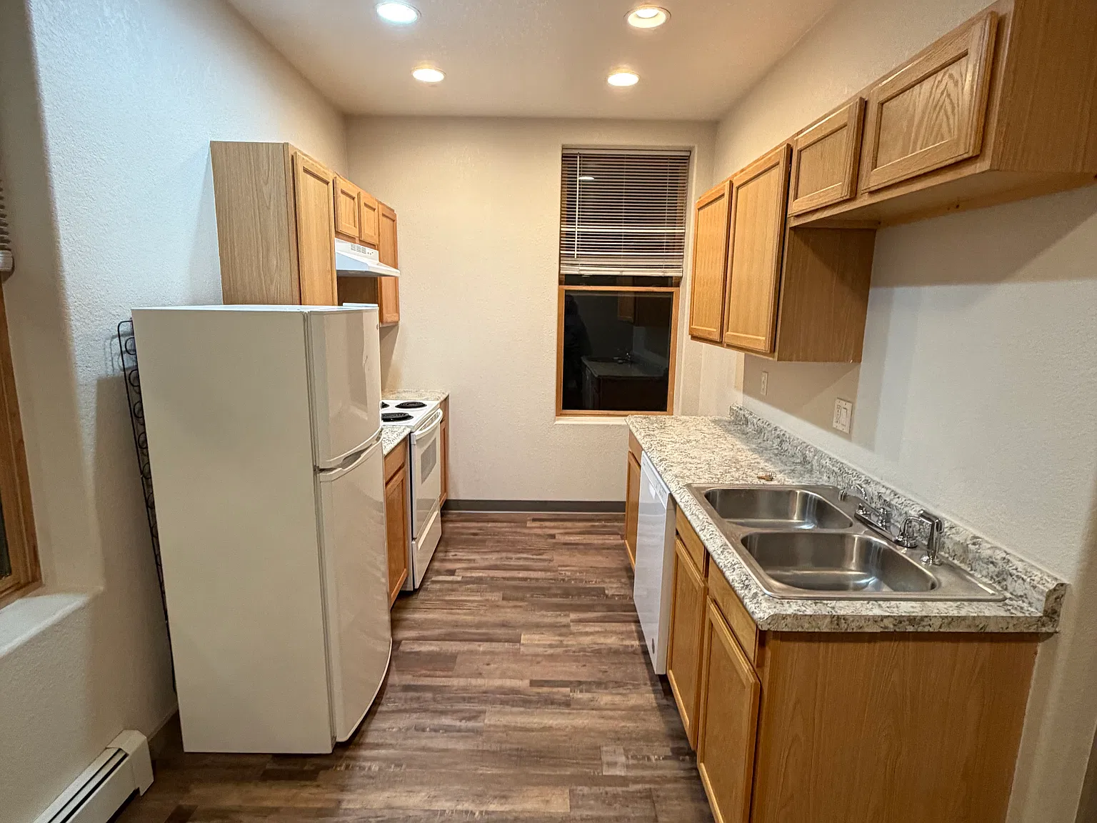 1 bed, $995 — Photo 1